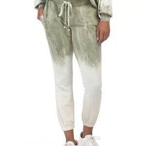 YOUNG, FABULOUS & BROKE Juliette Joggers Green Ombré